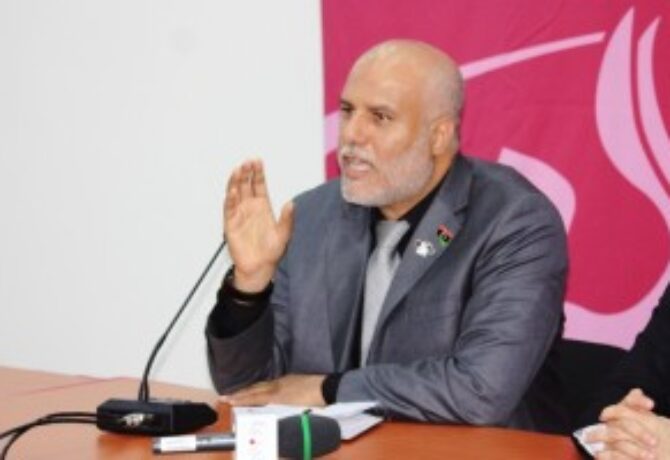 نبيل العالم