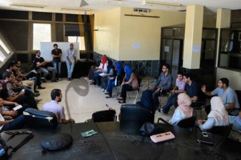 حركة مستقلة ﺃﺳﺴﻬﺎ مجموعة من طلاب وطالبات جامعة طرابلس ﺟﻤﻌﻬﻢ ﺣﺐ ﺍﻟﻮﻃﻦ.