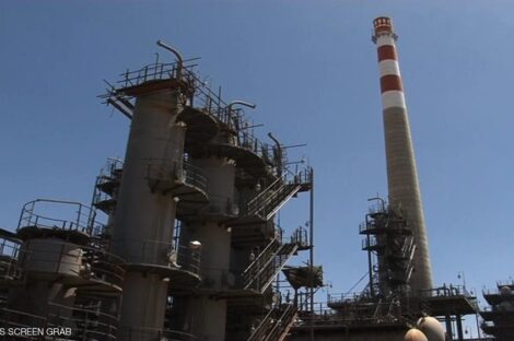 أسعار النفط انخفضت وسط توقعات بارتفاع مخزونات الخام الأميركية