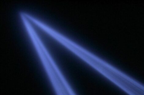 الشبكات الجديدة تعتمد على نقل البيانات عبر الضوء