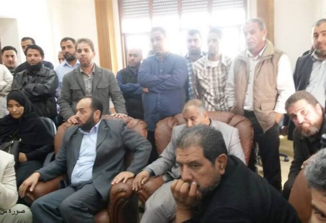 العاملون بمراكز الخبرة القضائية