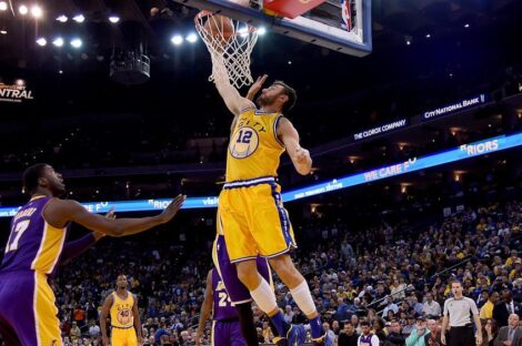 غولدن ستيت وريورز فاز للمرة 16 على التوالي