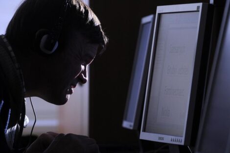 المعاق بصريا يرى، لكنه يفقد التفاصيل