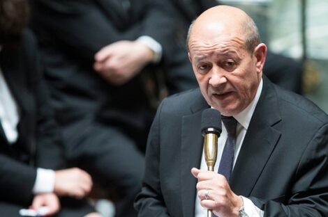 وزير الدفاع الفرنسي