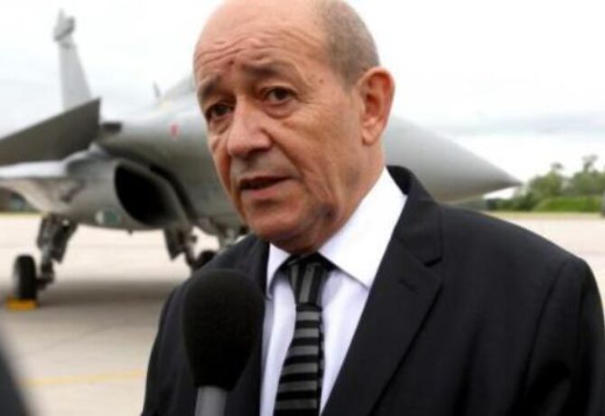 وزير الدفاع الفرنسي