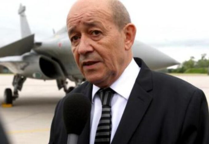 وزير الدفاع الفرنسي