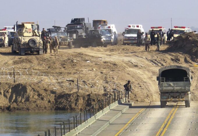القوات العراقية تواصل الحشد لاستعادة الرمادي بالكامل