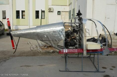 المروحية تتسع لشخصين