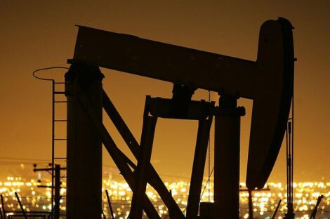 النفط أدنى مستوى لها منذ سبع سنوات