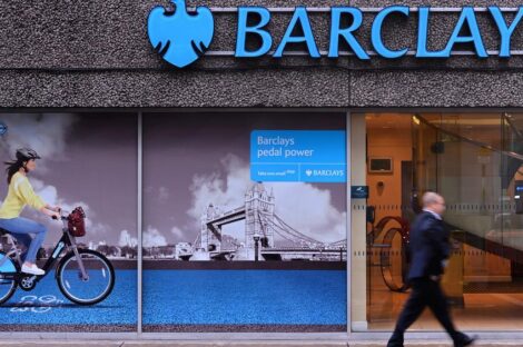 بنك باركليز سيشارك في ترتيب القرض