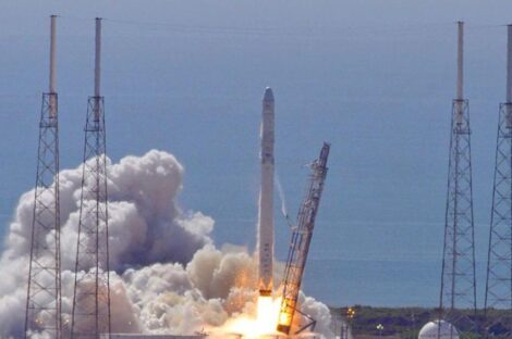 تأخر إطلاق سفينة الشحن بسبب الطقس وسرعة الرياح 3 أيام