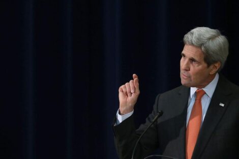 جون كيري انتقد تصريحات ترامب بشأن المسلمين