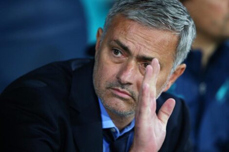 رسميا.. تشلسي يعلن إقالة مورينيو