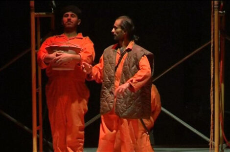 سقالة.. مسرحية تتناول الأزمة الليبية