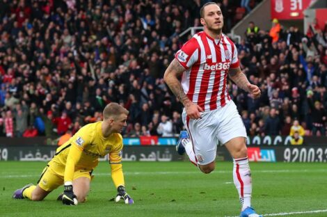 ماركو أرتونوفيتش هز شباك مانشستر سيتي مرتين