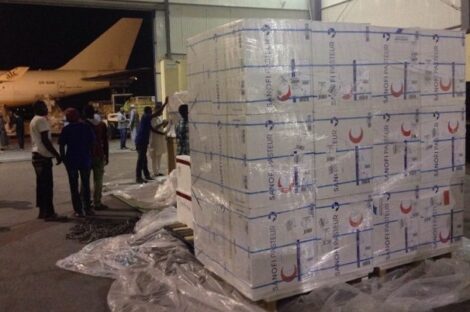 وصول شحنة كبيرة من الأدوية والتطعيمات الى طرابلس