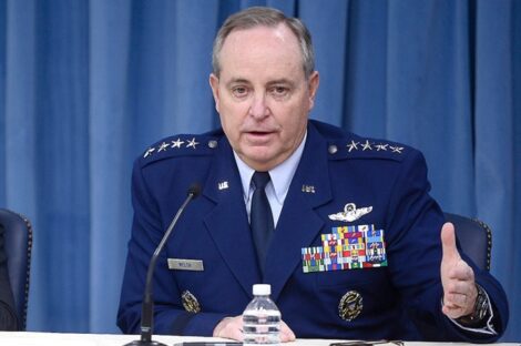 ويلش أكد الحاجة لتمويل طويل الأمد ضد تنظيم الدولة - أرشيفية