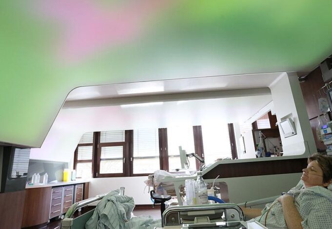 يتحدثون لغتين تتأخر لديهم الإصابة بأعراض تدهور الوظائف العقلية، بحسب الدراسة