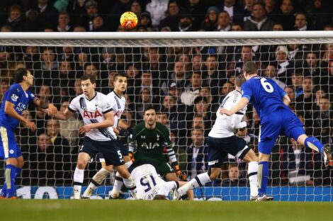 الصراع على اللقب يحتدم بين ليستر وتوتنهام