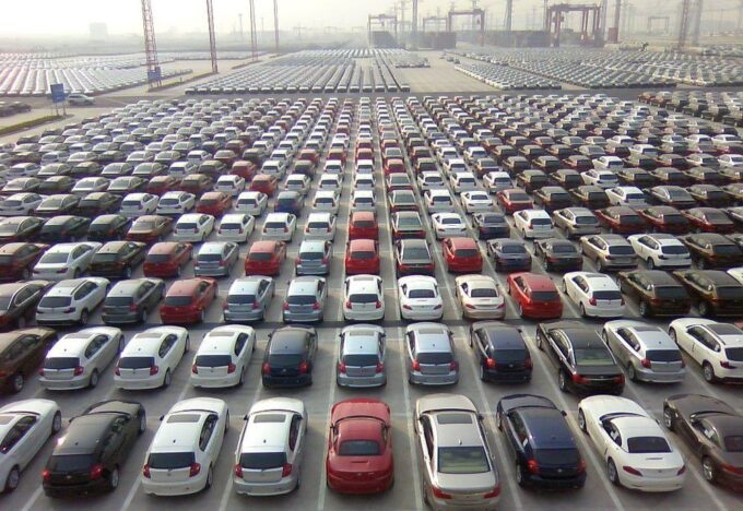 إلغاء الرسوم على السيارات الأوروبية