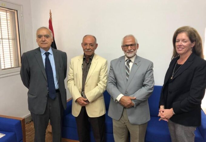 الشاطر والدالي