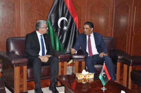 العدل والداخلية