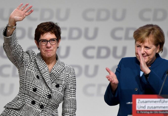 أنغريت كرامب كارينباور