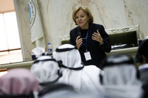 ديبورا جونز في الكويت في 2010