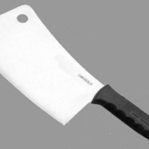 حاولت الخادمة الإثيوبية قتل طفلة العائلة بالساطور