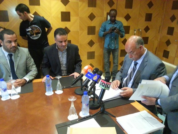 1262779_527134317360074_1815036568_o