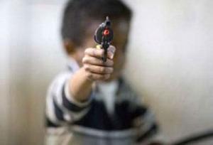 مسدس اللعبة: اضرب السيدة عائشة