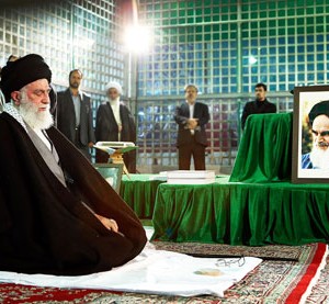 يمكرون ونمكر...