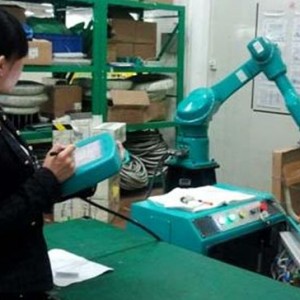 تفوق الأيادي البشرية لا يزال قائما 