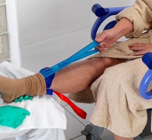 لمساعدة كبار السن على الحركة 