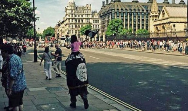 11713413_10203240265166985_1773624924_n