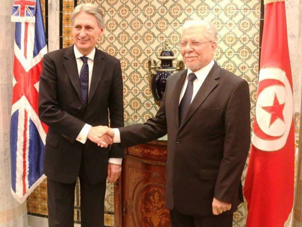 بريطانيا وتونس
