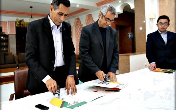 بلدي البيضاء يجتمع بشركة صينية لمناقشة مشاريع مستقبلية