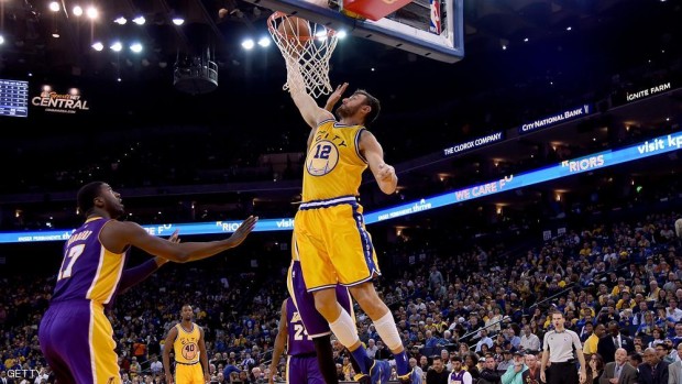 غولدن ستيت وريورز فاز للمرة 16 على التوالي