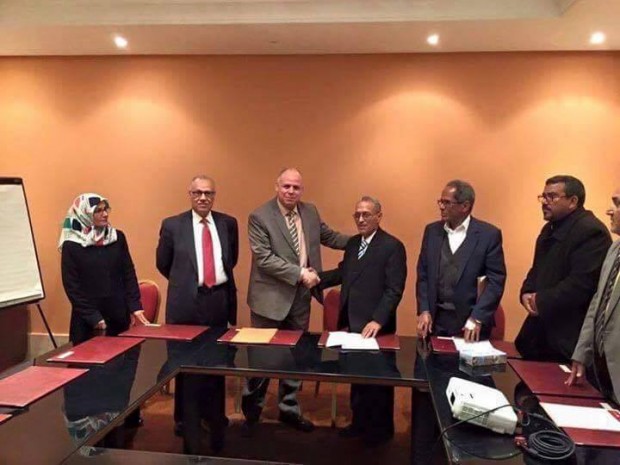 بشائر حل الأزمة 