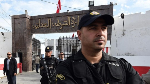 أفراد من الشرطة التونسية