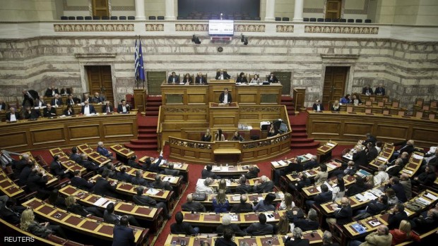أقر البرلمان اليوناني الميزانية التي تشمل تخفيضات كبيرة