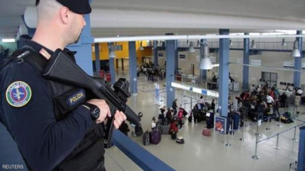 الشرطة الإيطالية تضبط اللصوص بالمطار