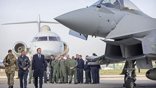 تقوم الخطة الجديدة على شن ضربات جوية وبذل جهود دبلوماسية وإنسانية