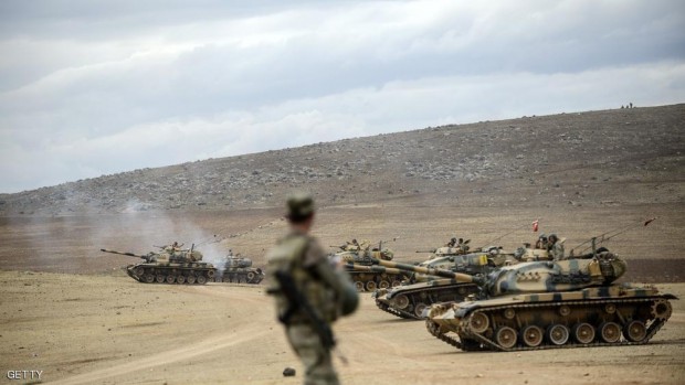 رئيس الوزراء التركي يقول إن القوات التركية بنت معسكرا على بعد نحو 30 كيلومترا شمال شرقي الموصل - أرشيفية