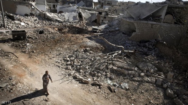 صورة أرشيفية لموقع في سوريا تعرض لغارات جوية