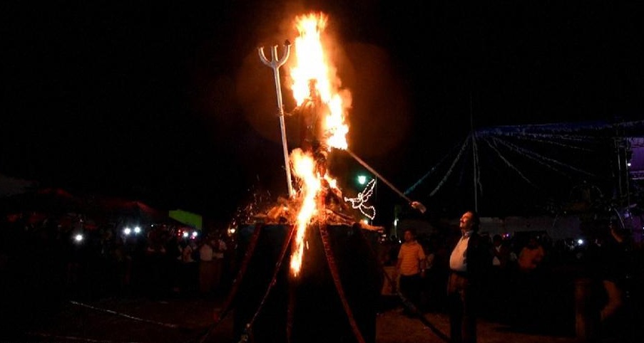 غواتيمالا تحرق الشيطان