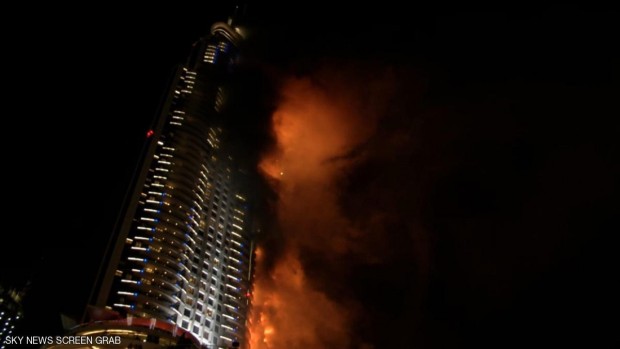 فندق العنوان الذي شب فيه الحريق يقع بجوار برج خليفة