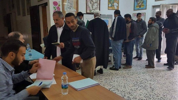 مؤسسة الطاهر الزاوي الخيرية