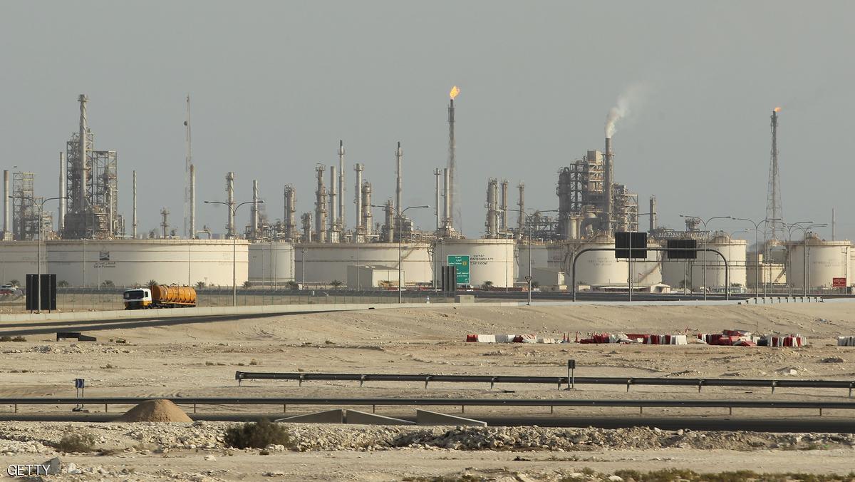 يعتمد الاقتصاد القطري على صادرات الطاقة من نفط وغاز