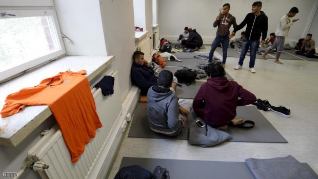 الحكومة تنوي رفض ثلثي طلبات اللجوء